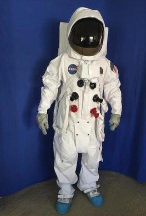 NASA Apollo Deluxe Replica A7L Space Suit With Resin Suit Fittings And Smoke Tinted Visor